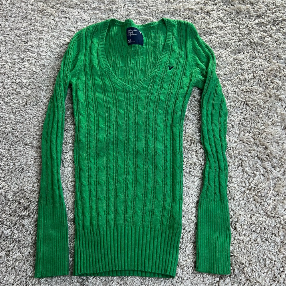 American Eagle Outfitters Vibrant Green V-Neck Sweater - Picture 2 of 8